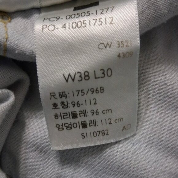 Levis Jeans Mens 38x30 Blue Denim 505 Regular Fit Water Less Stone Wash - Picture 4 of 12